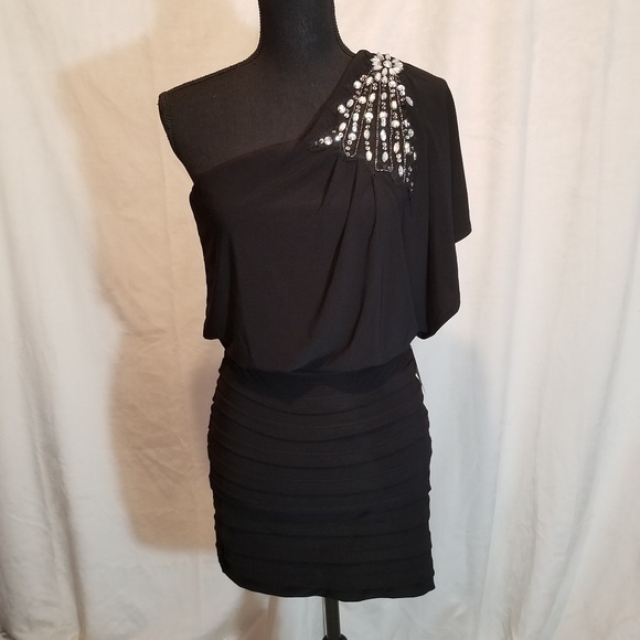 B. Darlin Black Dress|3/4 - Picture 1 of 7